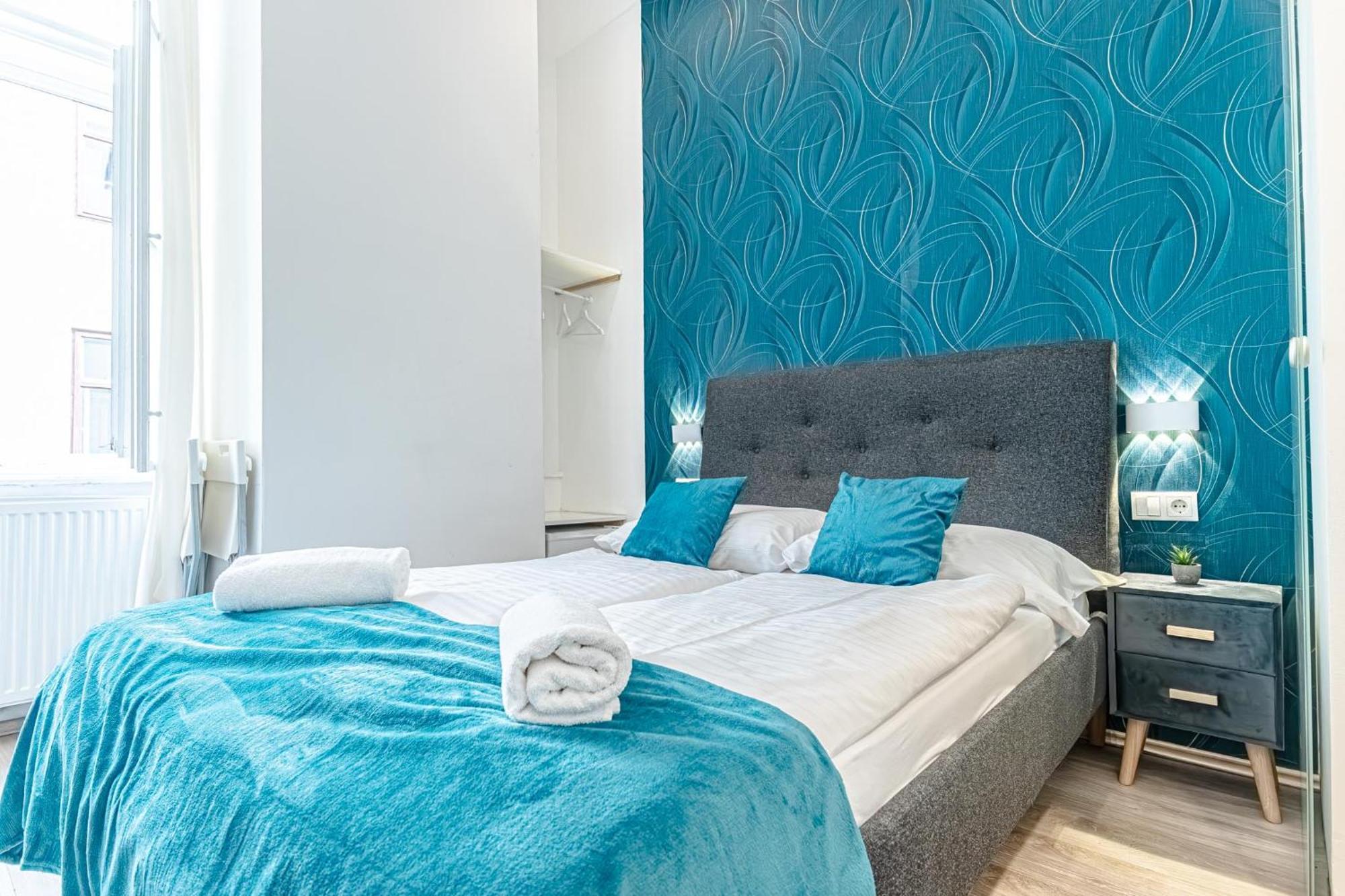 Shopping Paradise 9br Complex Ideal For 22 People Wien