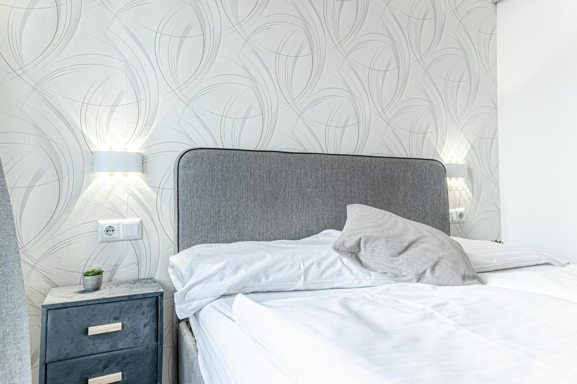 Apartment Shopping Paradise 9br Complex Ideal For 22 People Wien